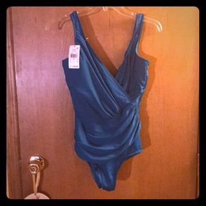 Shaping bathing suit